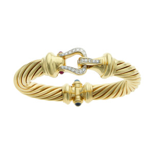 gold-bracelet